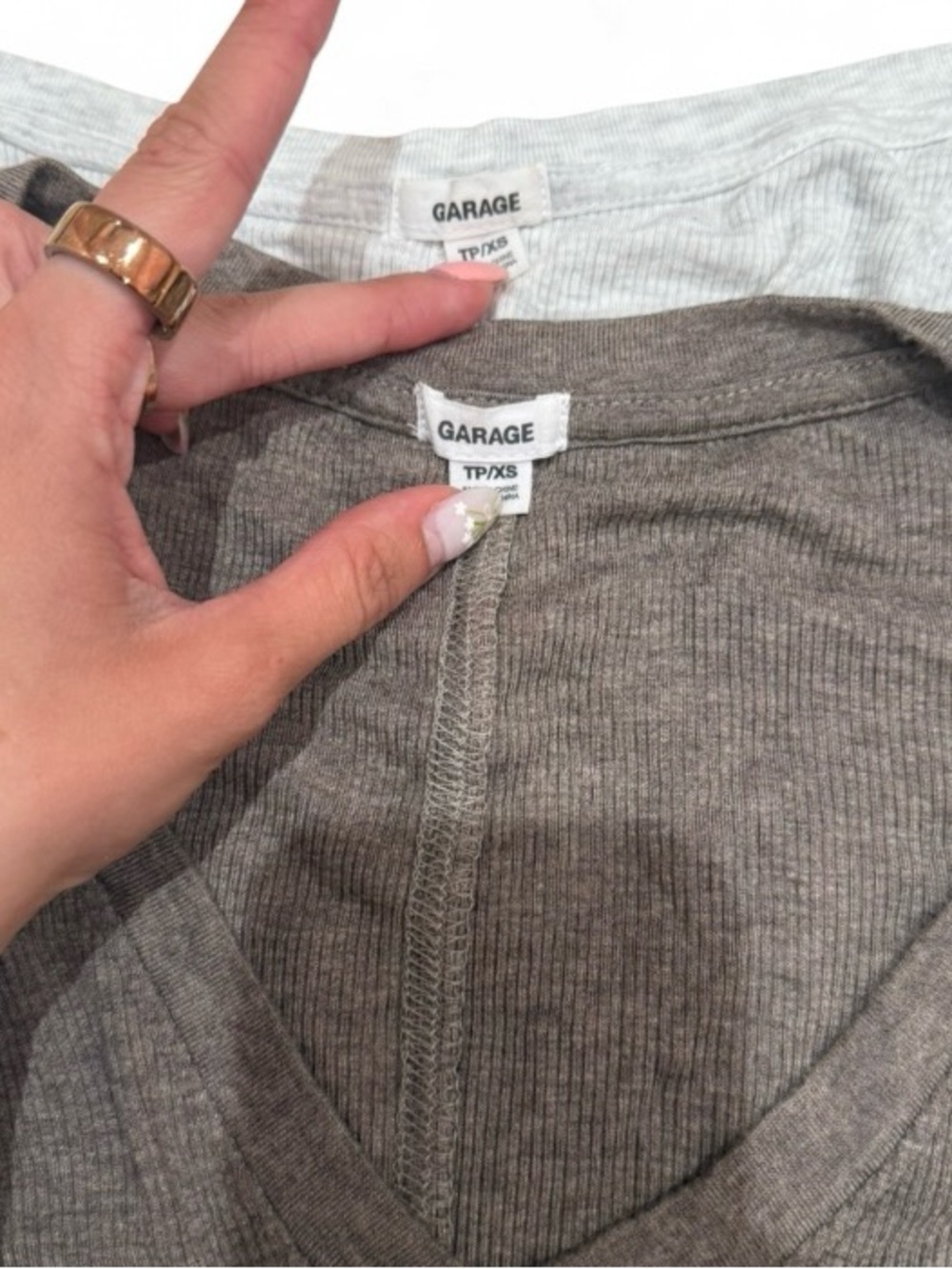 Garage Ribbed V-Neck Twin Set in Taupe and Light Gray